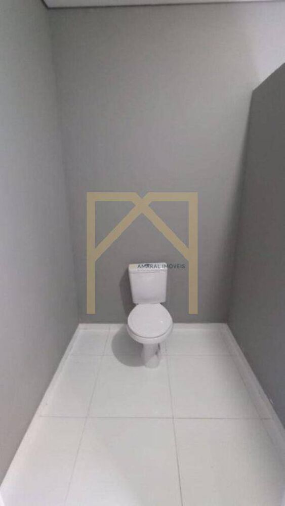 Casa à venda com 4 quartos, 465m² - Foto 8