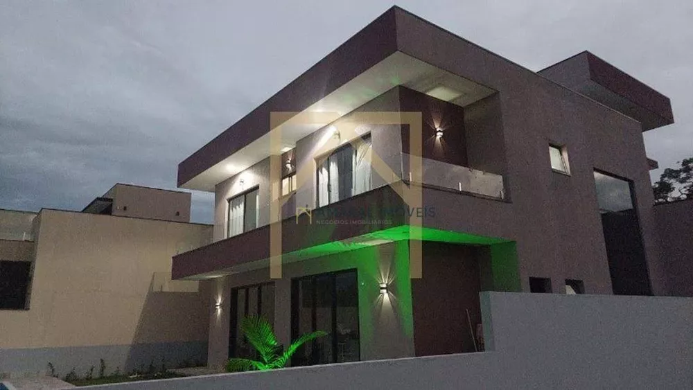 Casa de Condomínio à venda com 4 quartos, 206m² - Foto 1