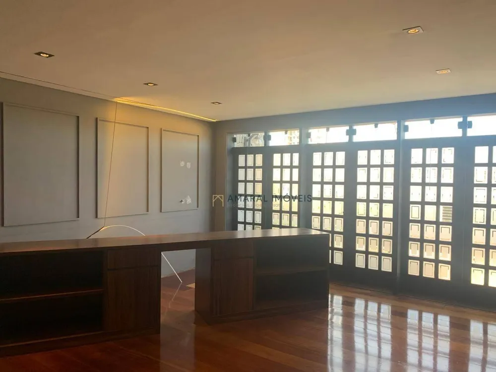 Casa, 6 quartos, 361 m² - Foto 3