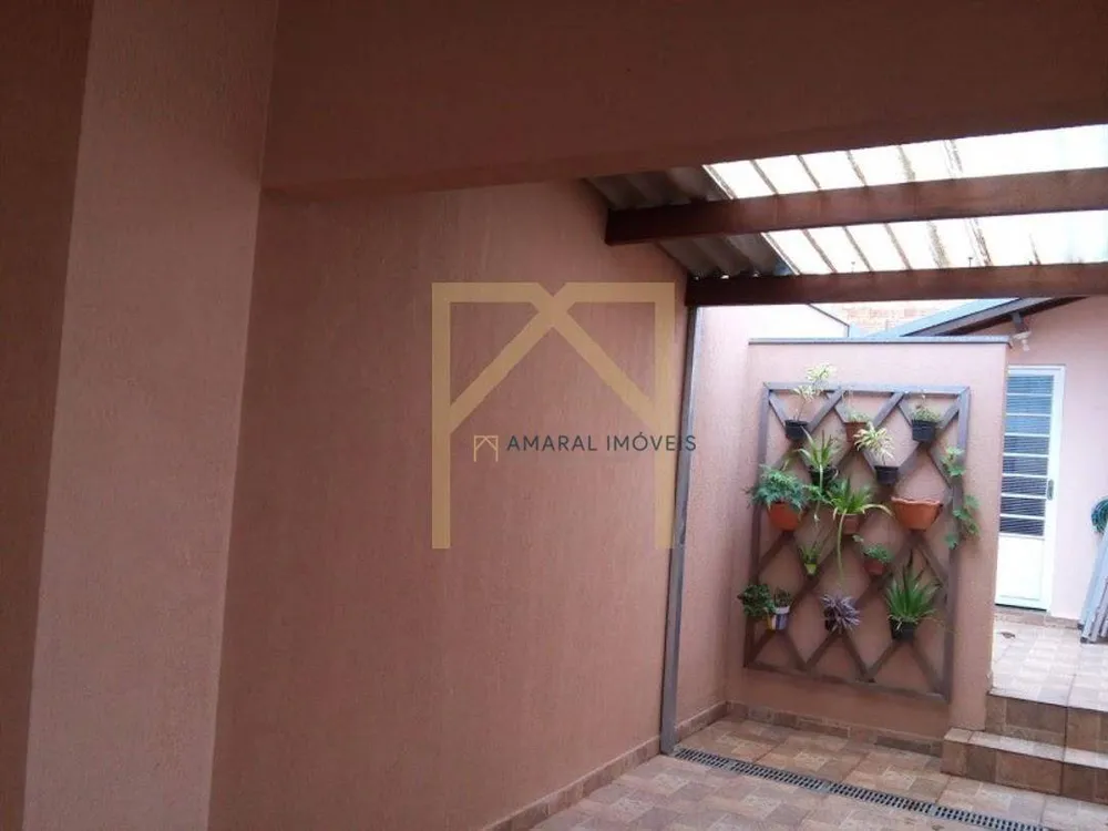 Casa, 3 quartos, 181 m² - Foto 1