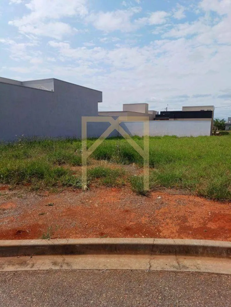 Loteamento e Condomínio, 300 m² - Foto 1