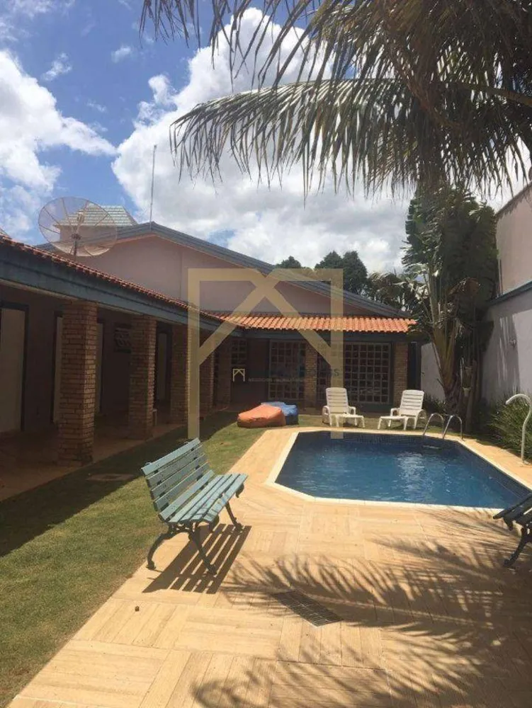 Casa, 3 quartos, 500 m² - Foto 1