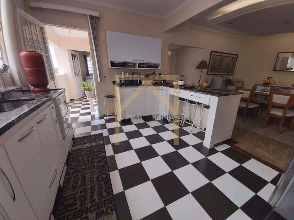 Casa, 3 quartos, 234 m² - Foto 16