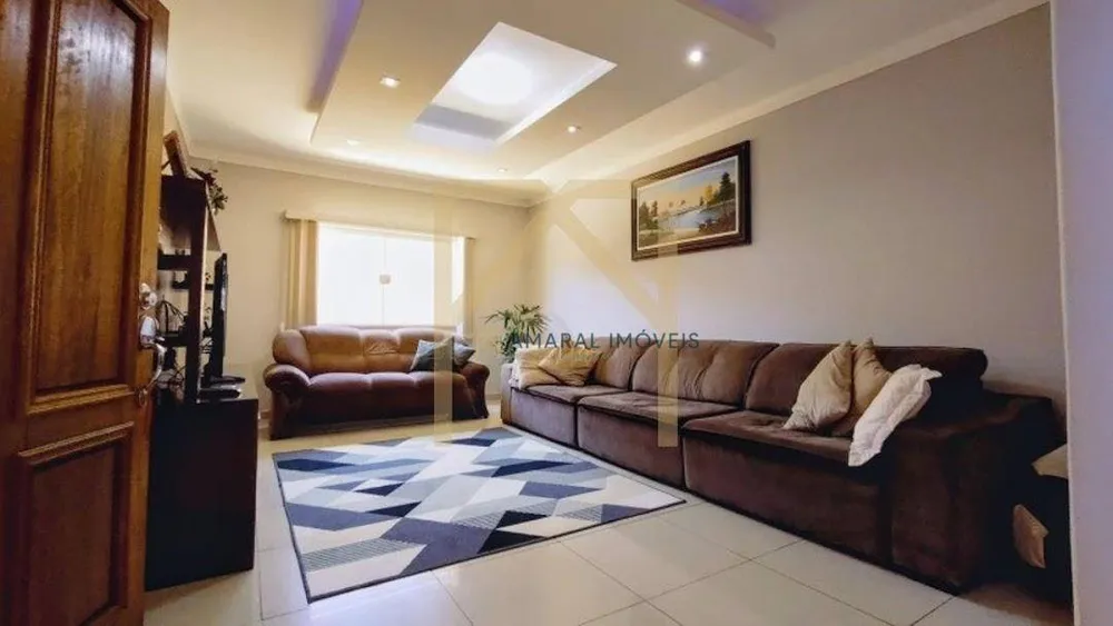 Casa, 3 quartos, 308 m² - Foto 3