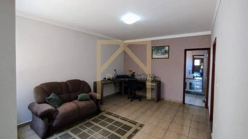 Casa, 3 quartos, 308 m² - Foto 9