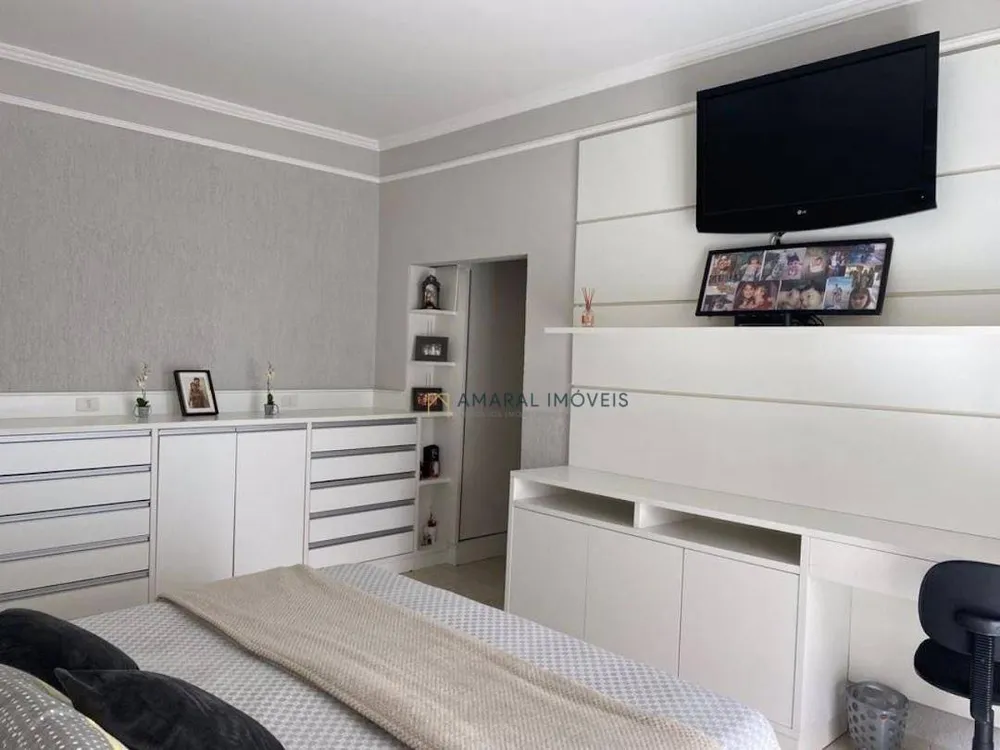 Casa, 3 quartos, 325 m² - Foto 2