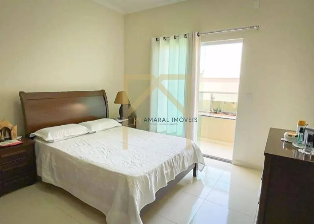 Casa, 3 quartos, 190 m² - Foto 2