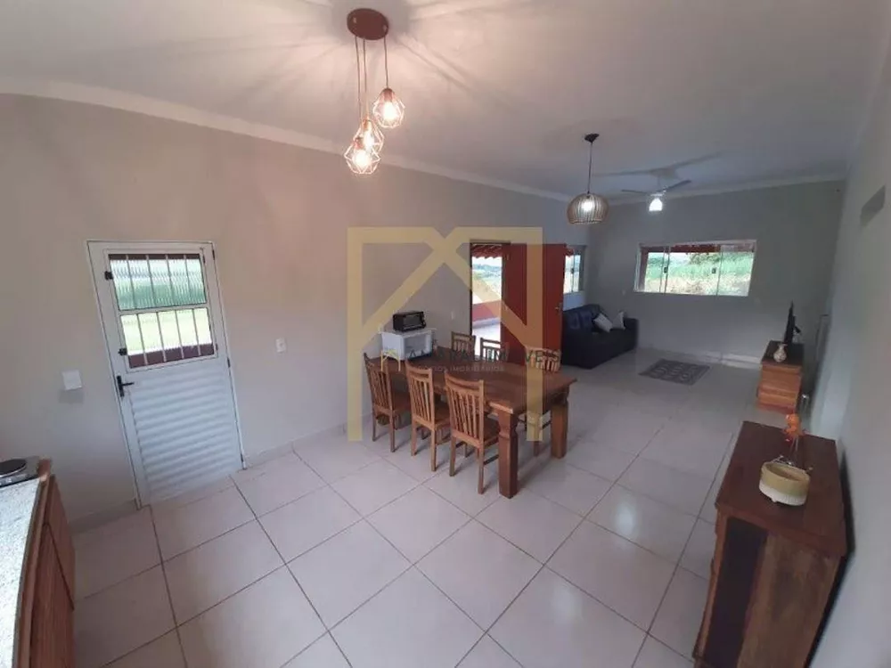 Sítio à venda com 4 quartos, 220m² - Foto 3