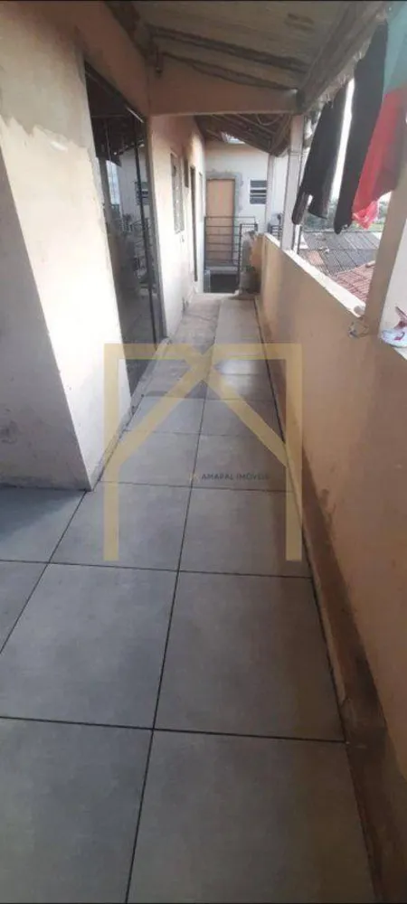 Casa, 6 quartos, 200 m² - Foto 4