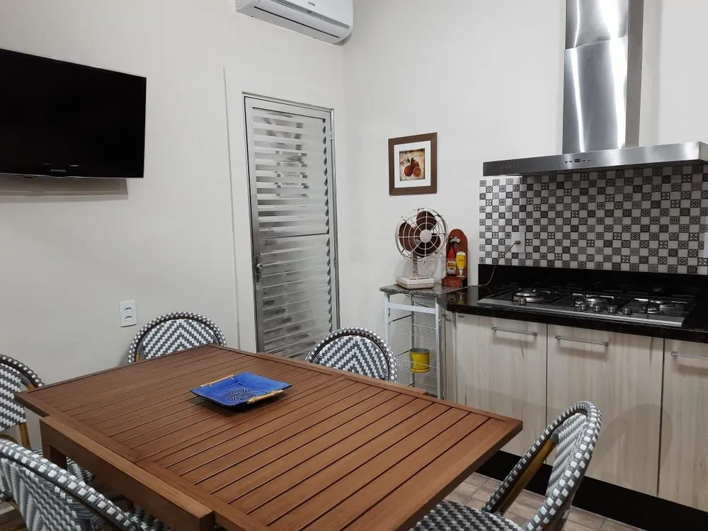 Casa, 3 quartos, 200 m² - Foto 3