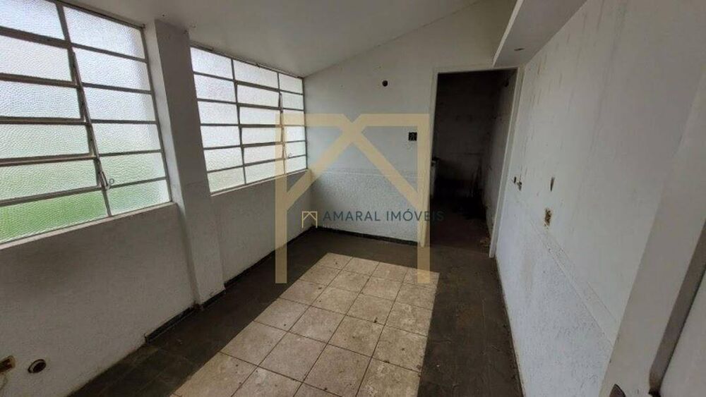 Casa à venda com 5 quartos, 520m² - Foto 4