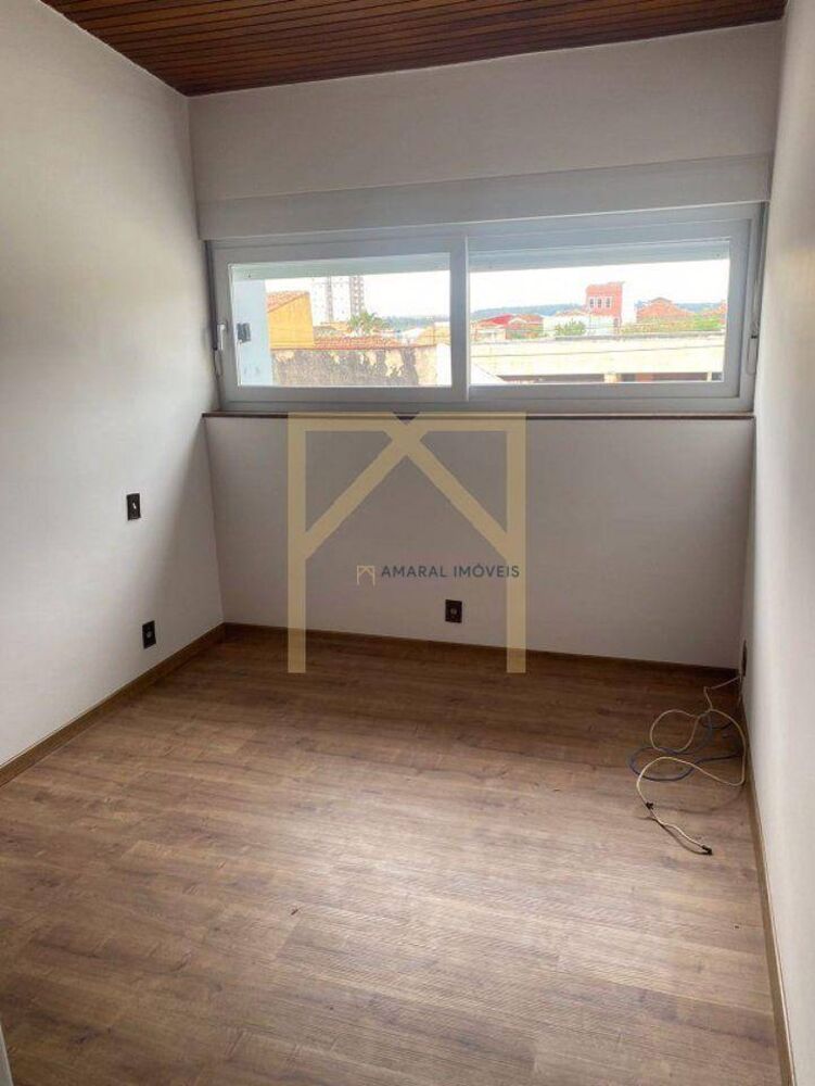 Casa, 4 quartos, 334 m² - Foto 4