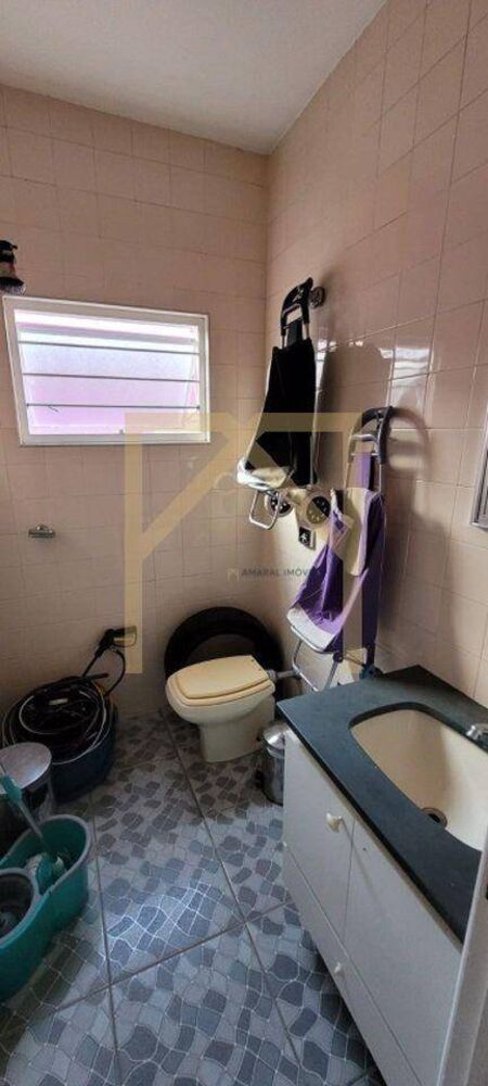 Casa à venda com 5 quartos, 180m² - Foto 4