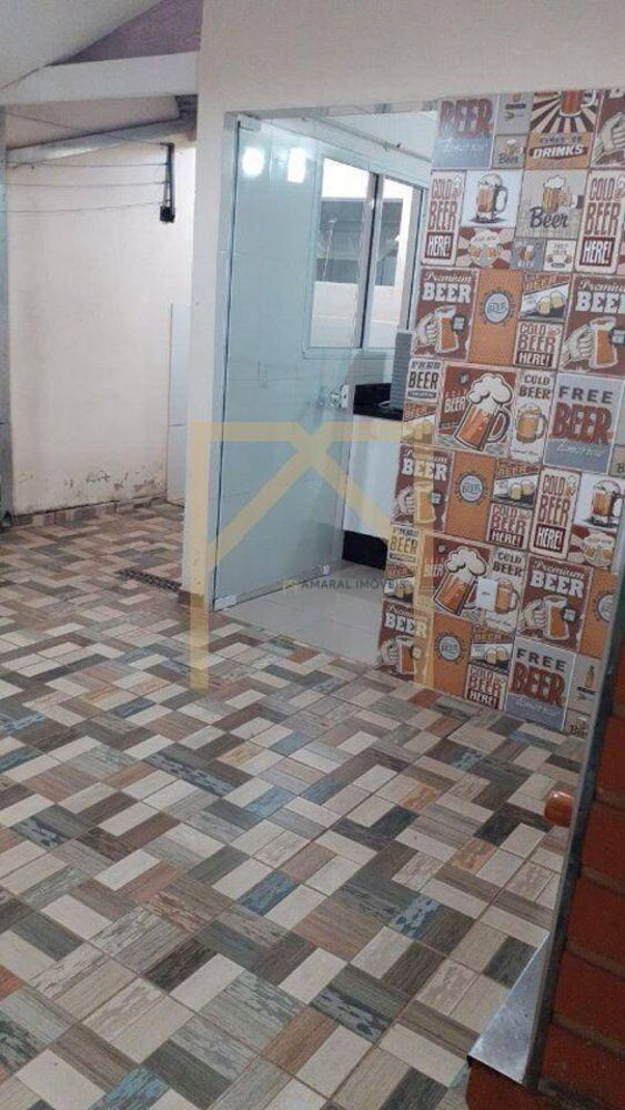 Casa à venda com 2 quartos, 68m² - Foto 3