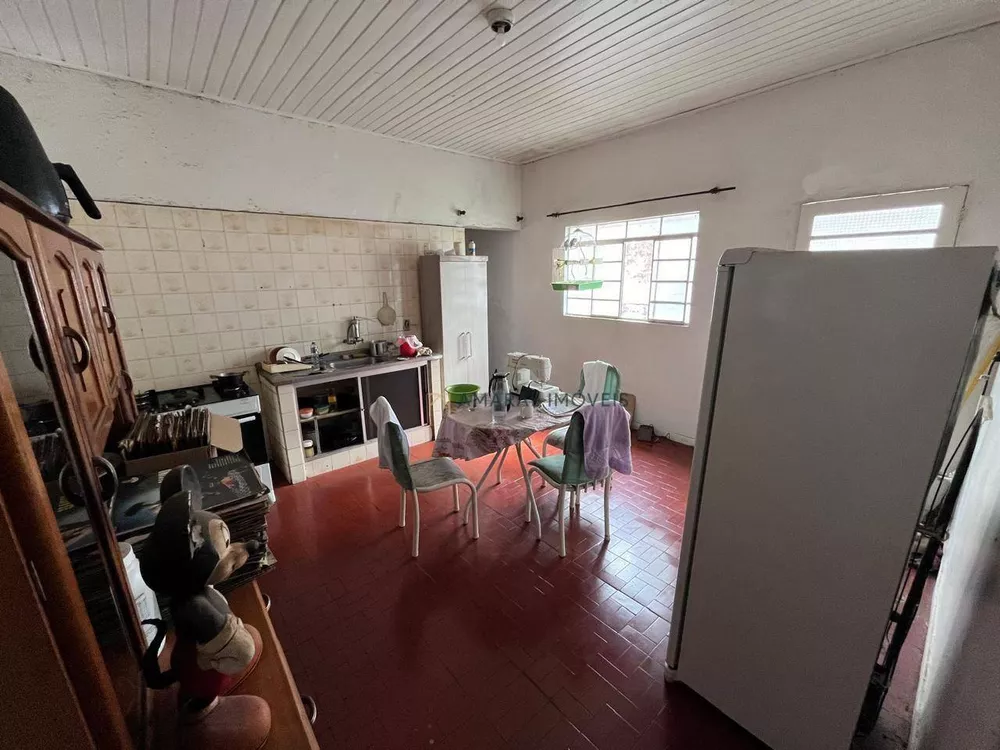 Casa à venda com 3 quartos, 100m² - Foto 3