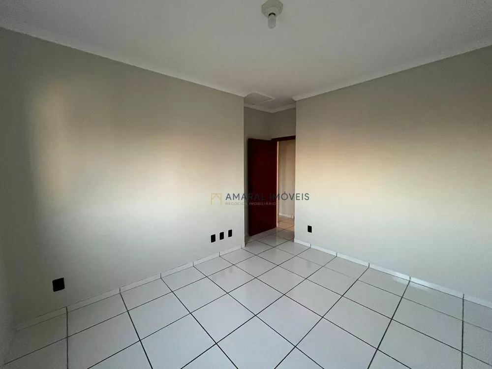 Sobrado à venda com 2 quartos, 113m² - Foto 5