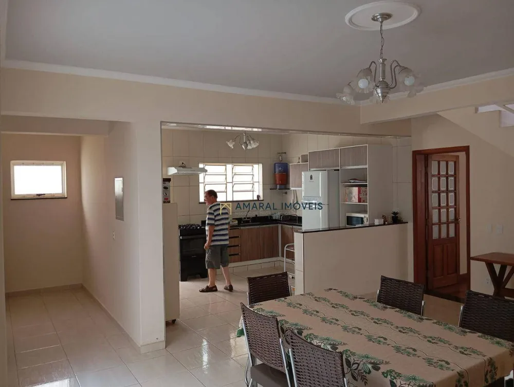 Casa, 7 quartos, 350 m² - Foto 2