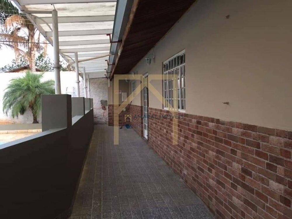 Chácara à venda com 2 quartos, 260m² - Foto 8