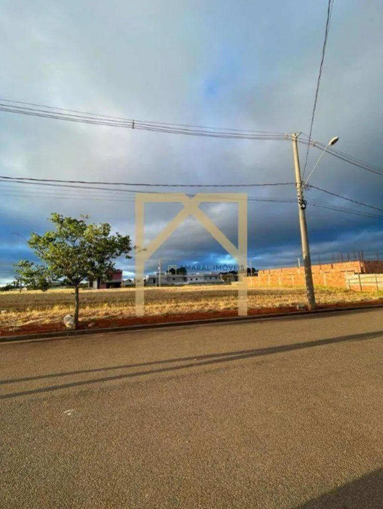 Loteamento e Condomínio, 300 m² - Foto 1