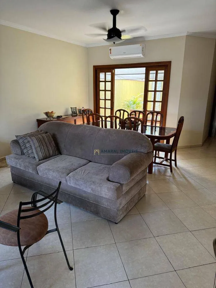 Casa, 3 quartos, 208 m² - Foto 16