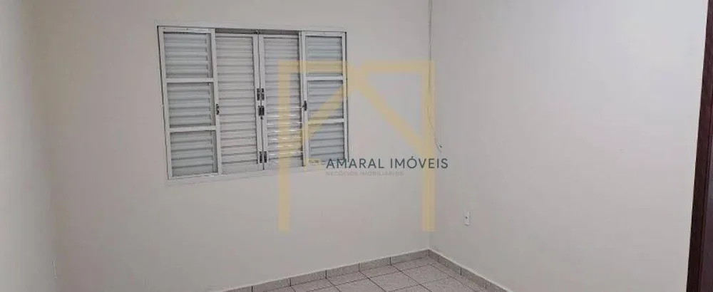 Casa, 3 quartos, 168 m² - Foto 2