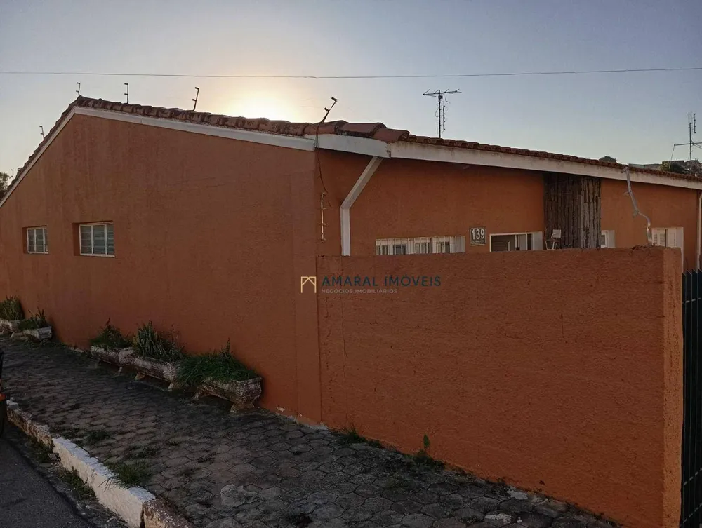 Casa, 4 quartos, 130 m² - Foto 2