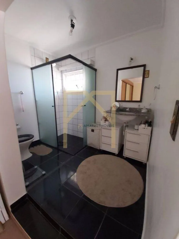 Casa, 3 quartos, 234 m² - Foto 1