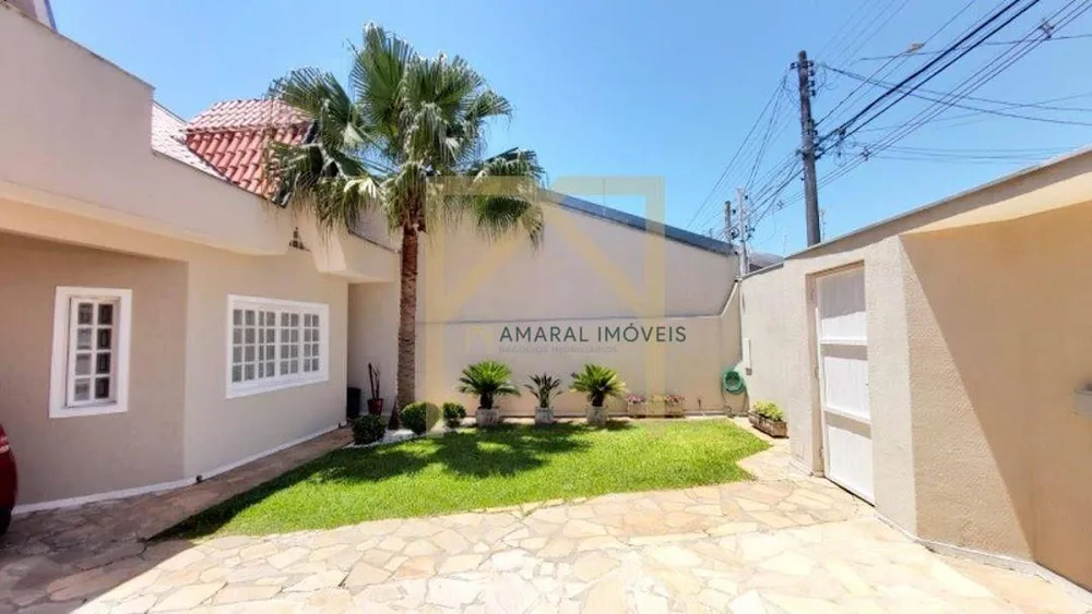 Casa, 3 quartos, 234 m² - Foto 4