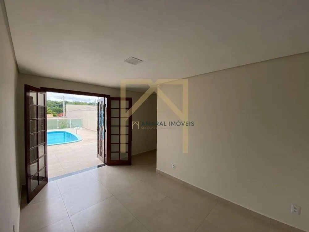 Casa, 3 quartos, 230 m² - Foto 4