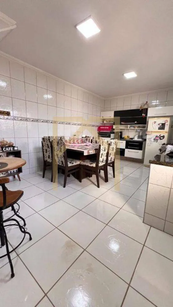 Casa, 3 quartos, 134 m² - Foto 13