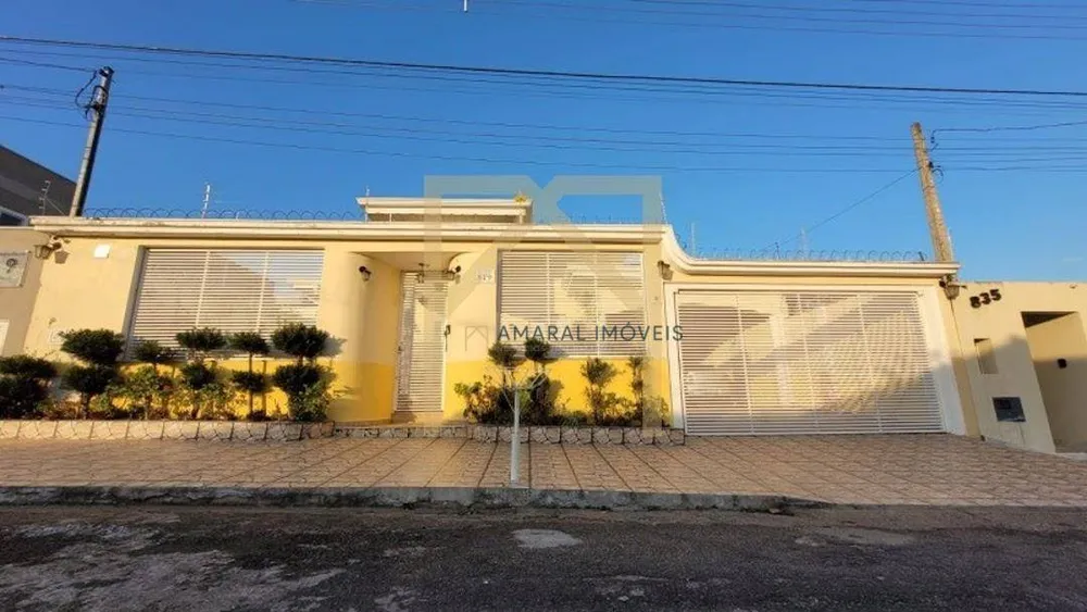 Casa, 5 quartos, 415 m² - Foto 1
