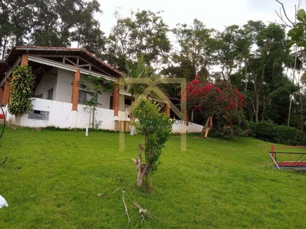 Sítio, 3 quartos, 4 m² - Foto 1