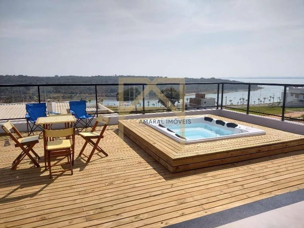 Casa, 4 quartos, 258 m² - Foto 1