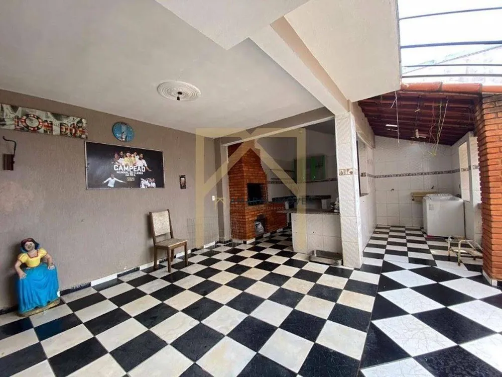 Casa, 4 quartos, 240 m² - Foto 8