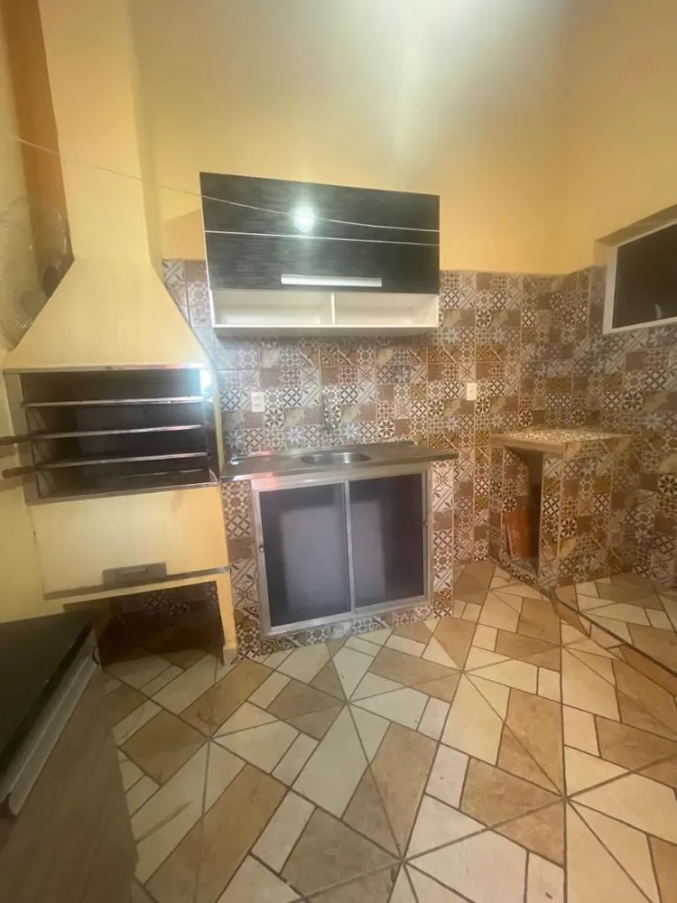 Casa, 2 quartos, 200 m² - Foto 2