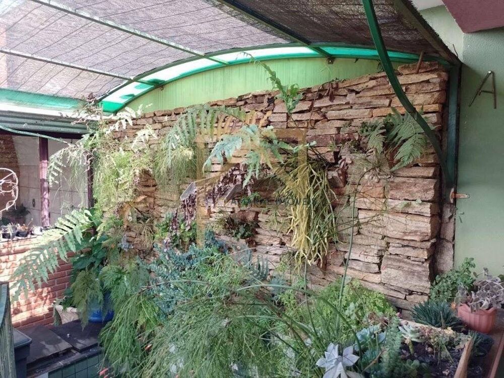 Casa à venda com 3 quartos, 250m² - Foto 3