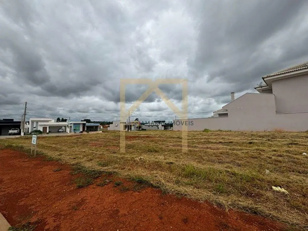 Loteamento e Condomínio, 900 m² - Foto 1