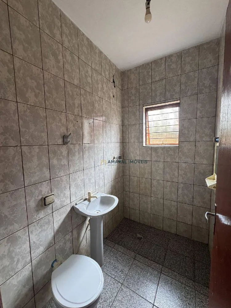 Casa, 2 quartos, 180 m² - Foto 1