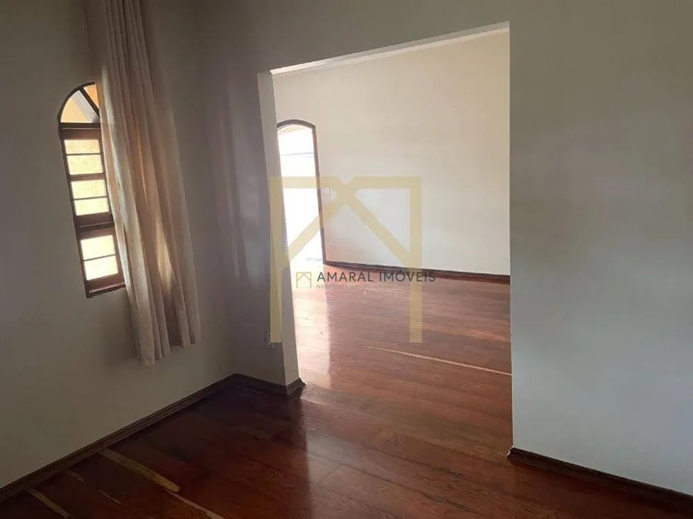 Casa, 3 quartos, 200 m² - Foto 8