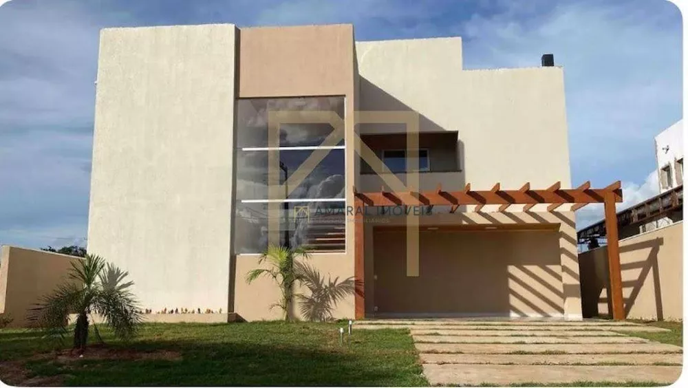 Casa de Condomínio à venda com 5 quartos, 220m² - Foto 1