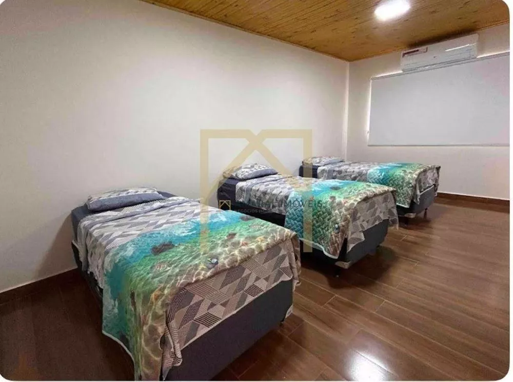 Casa de Condomínio à venda com 5 quartos, 220m² - Foto 7