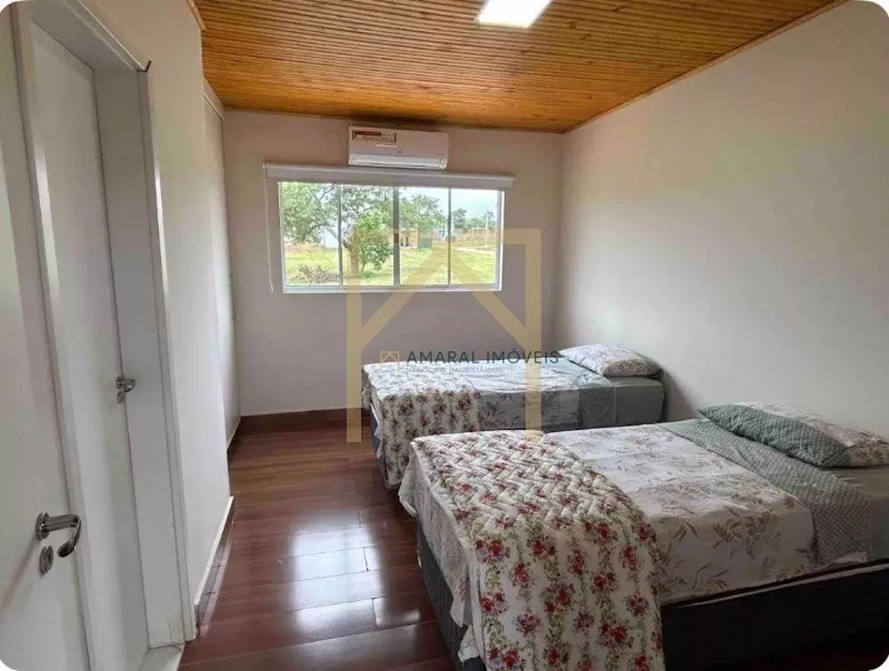 Casa de Condomínio à venda com 5 quartos, 220m² - Foto 6