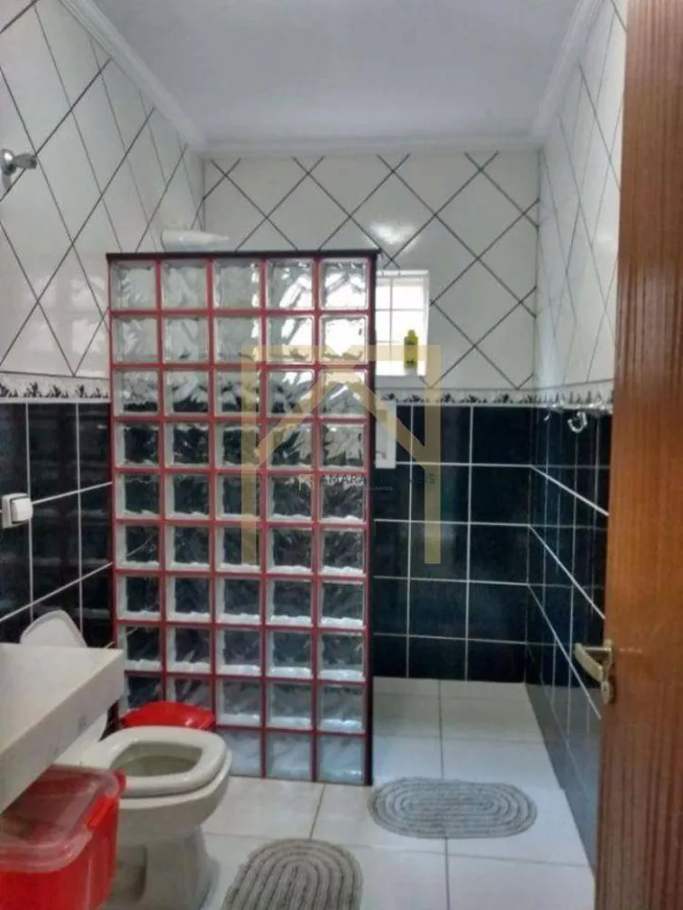 Casa, 3 quartos, 230 m² - Foto 2