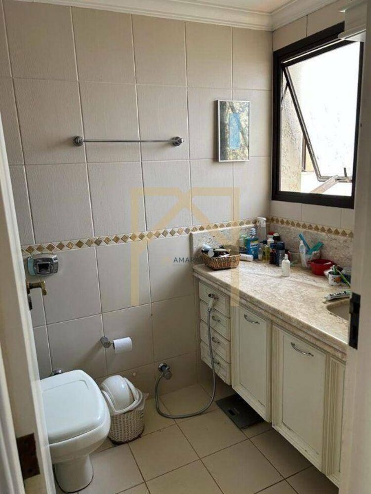 Apartamento à venda com 3 quartos, 128m² - Foto 4