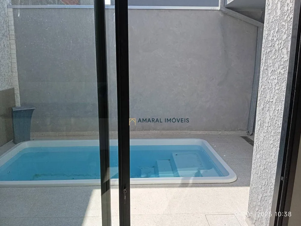 Sobrado, 4 quartos, 200 m² - Foto 1