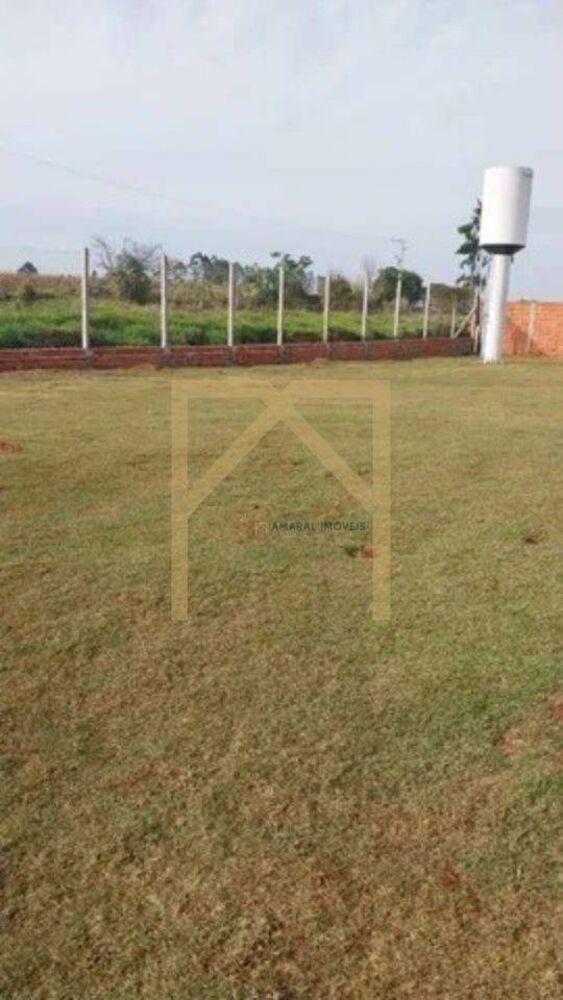 Chácara à venda com 2 quartos, 200m² - Foto 2