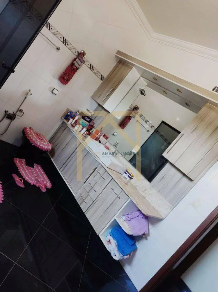 Casa, 4 quartos, 235 m² - Foto 13