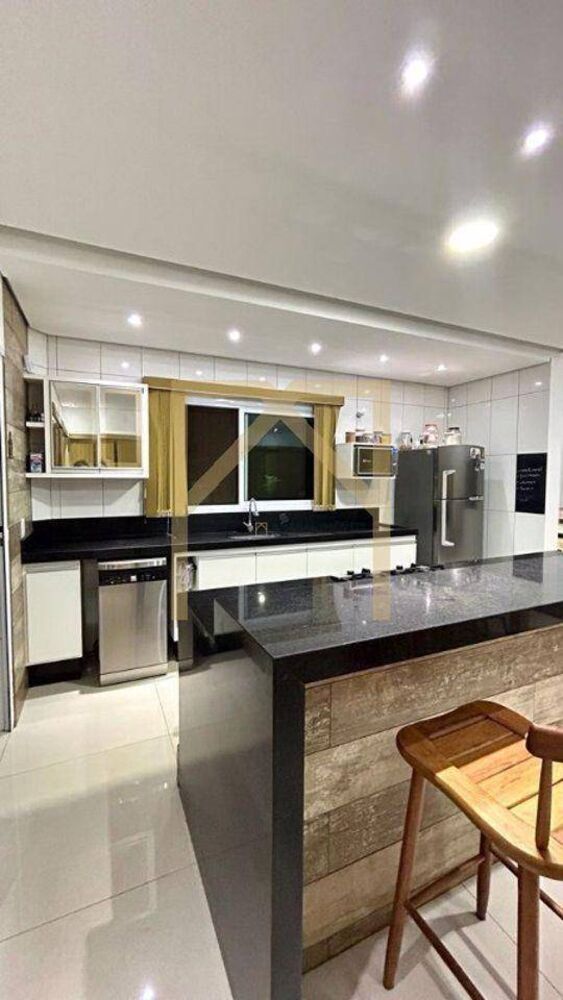 Casa, 3 quartos, 302 m² - Foto 5