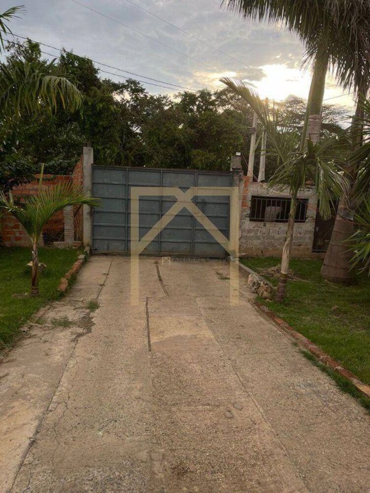 Chácara à venda com 3 quartos, 120m² - Foto 2