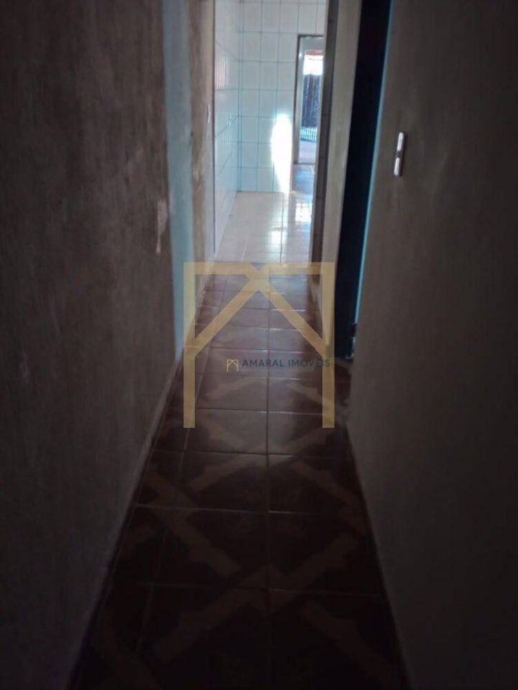 Casa à venda e aluguel com 2 quartos, 50m² - Foto 4